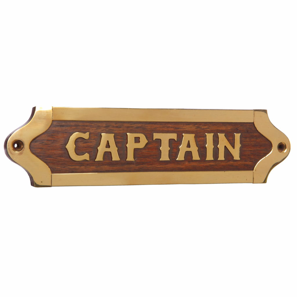 Табличка «CAPTAIN» – каюта капитана, латунь и красное дерево, 20 × 5 см